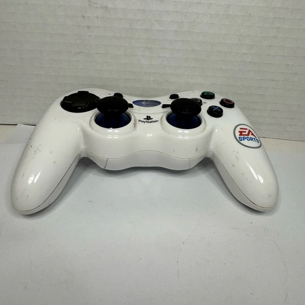 Logitech Cordless Action Controller White EA Sports PS2 G-X2D11 CONTROLLER ONLY